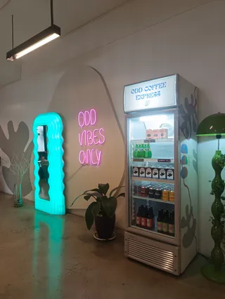 Odd Cafe
