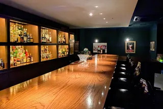 Bar Cherokee