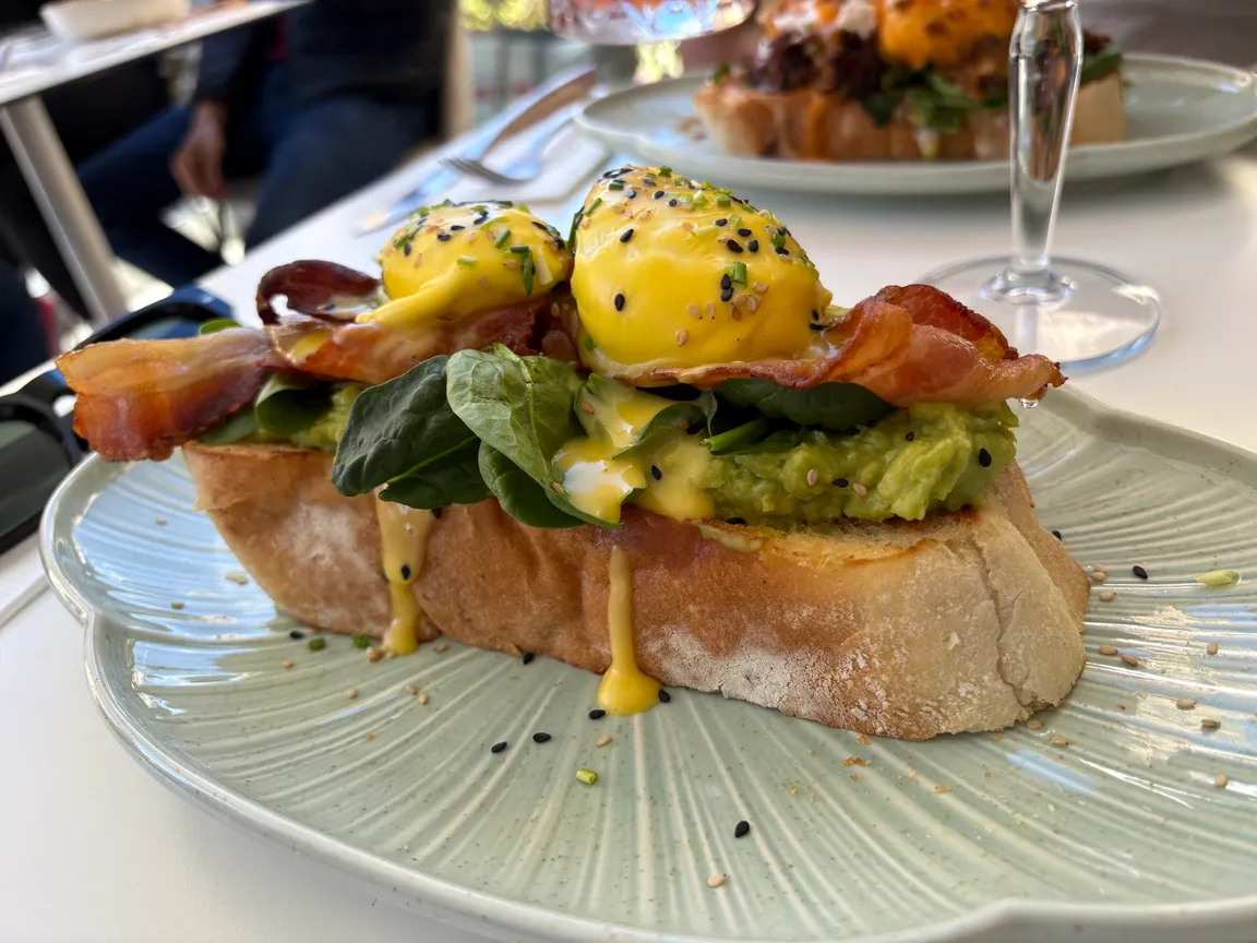 Mannarinu's Brunch Bar