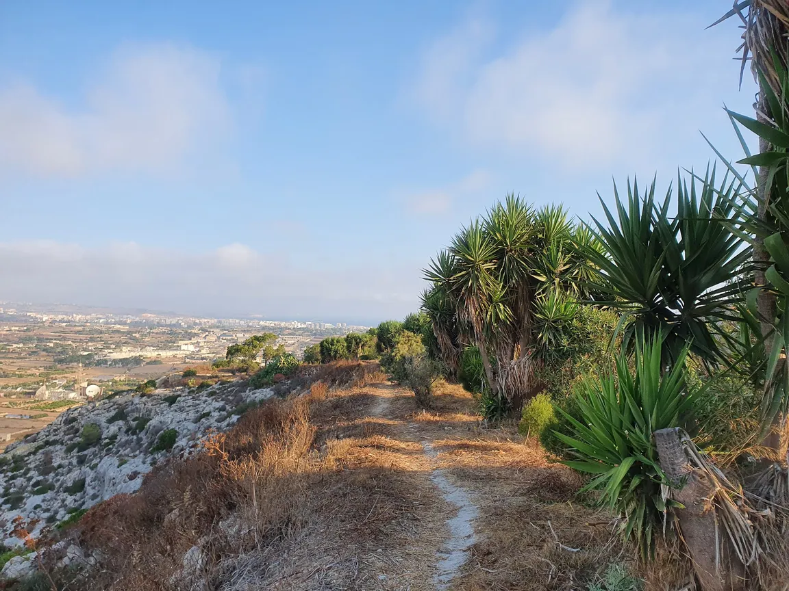 Victoria trail