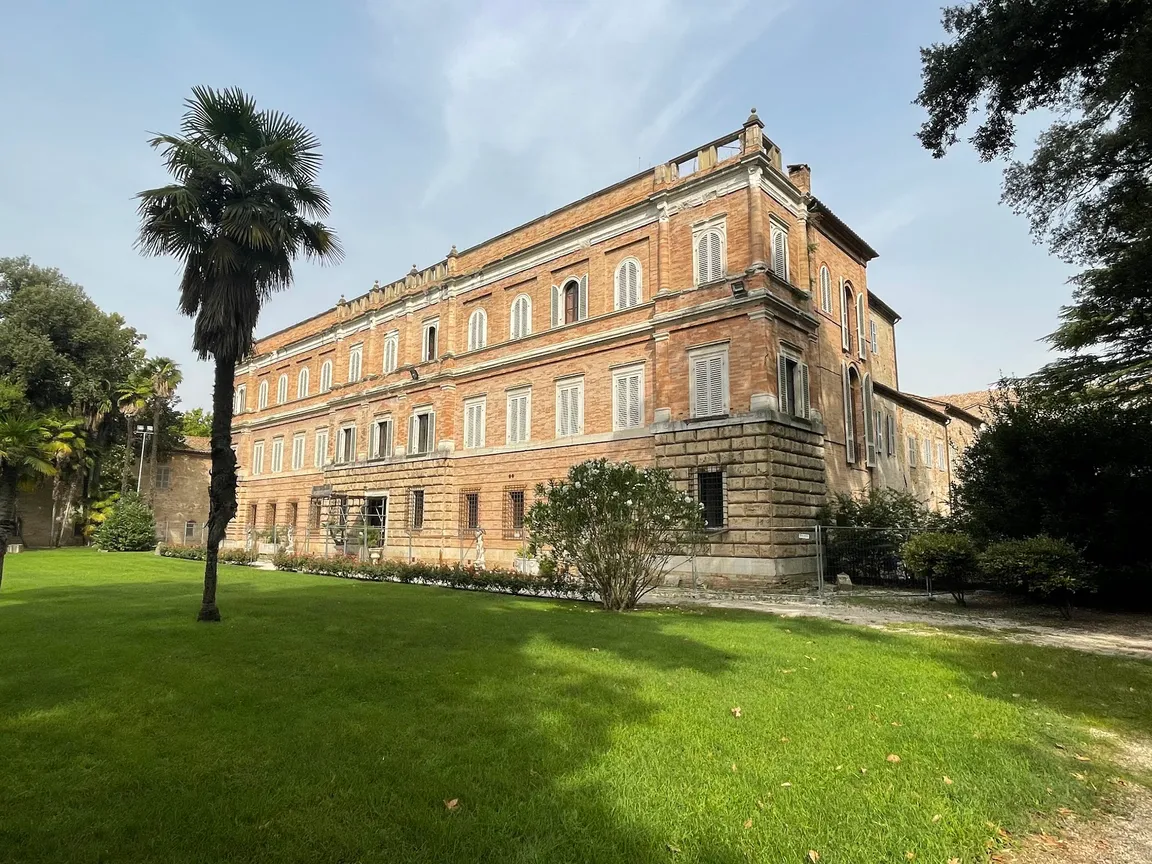 Opactwo cystersów Chiaravalle di Fiastra