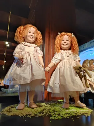 ARTlandya - la Finca, el Mundo Muñecas