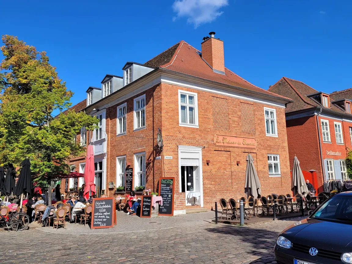 Dutch Quarter
