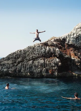 Red Rocks, Hvar