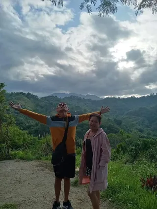 CAMPING PARADISE AND SINGALONG MOUNTAIN GARDEN