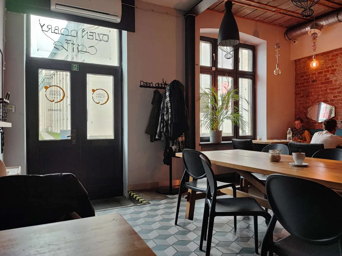 DZIEŃ DOBRY caffe