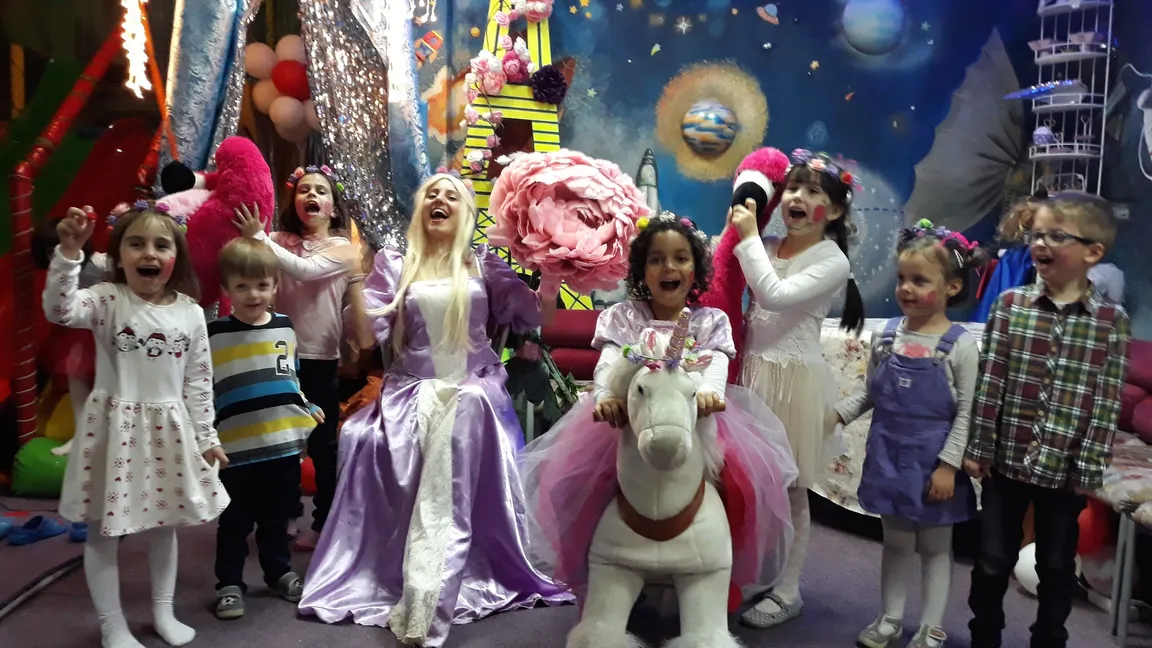 Children's party center Lily Rose Melody