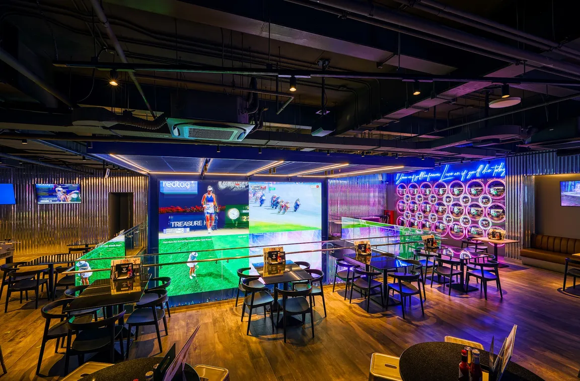 Topgolf Sports Bar