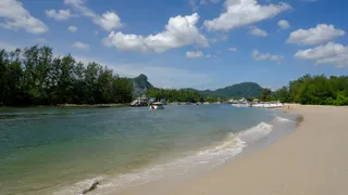 Nopharat Thara Beach