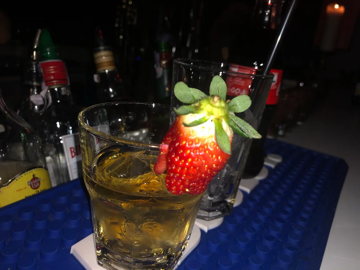 Tell Me Bar