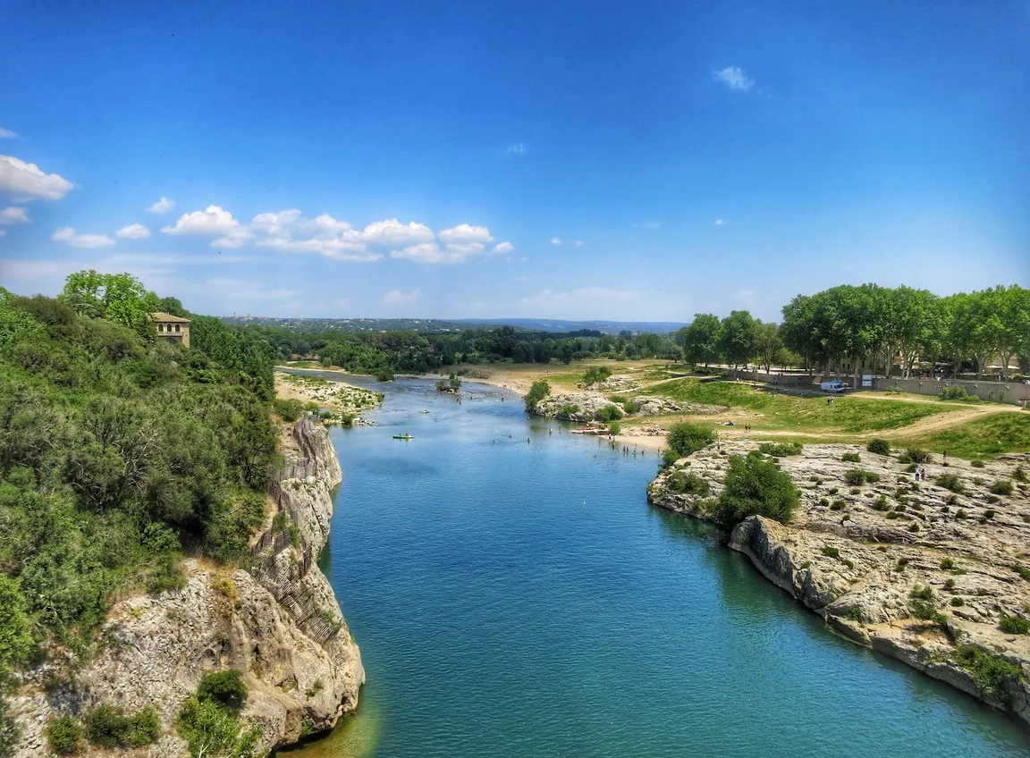 Akwedukt Pont-du-Gard
