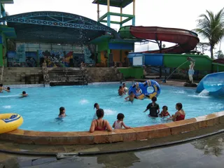 Waterboom Sidembunut