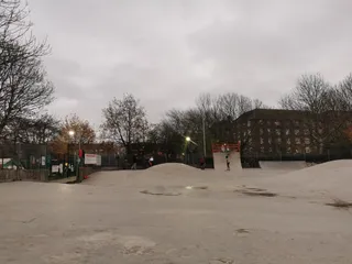 Hackney Concrete Bumps Skatepark