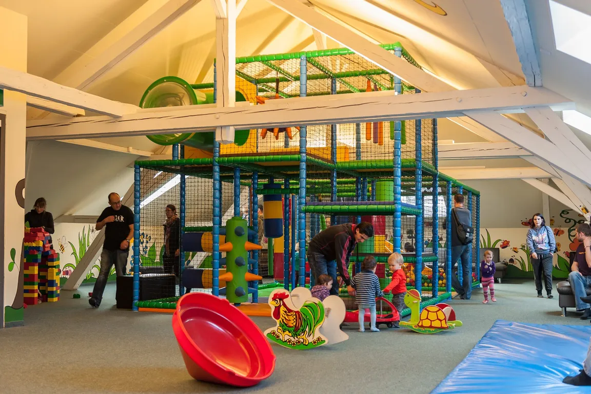Indoor-Spielplatz Fägnäscht