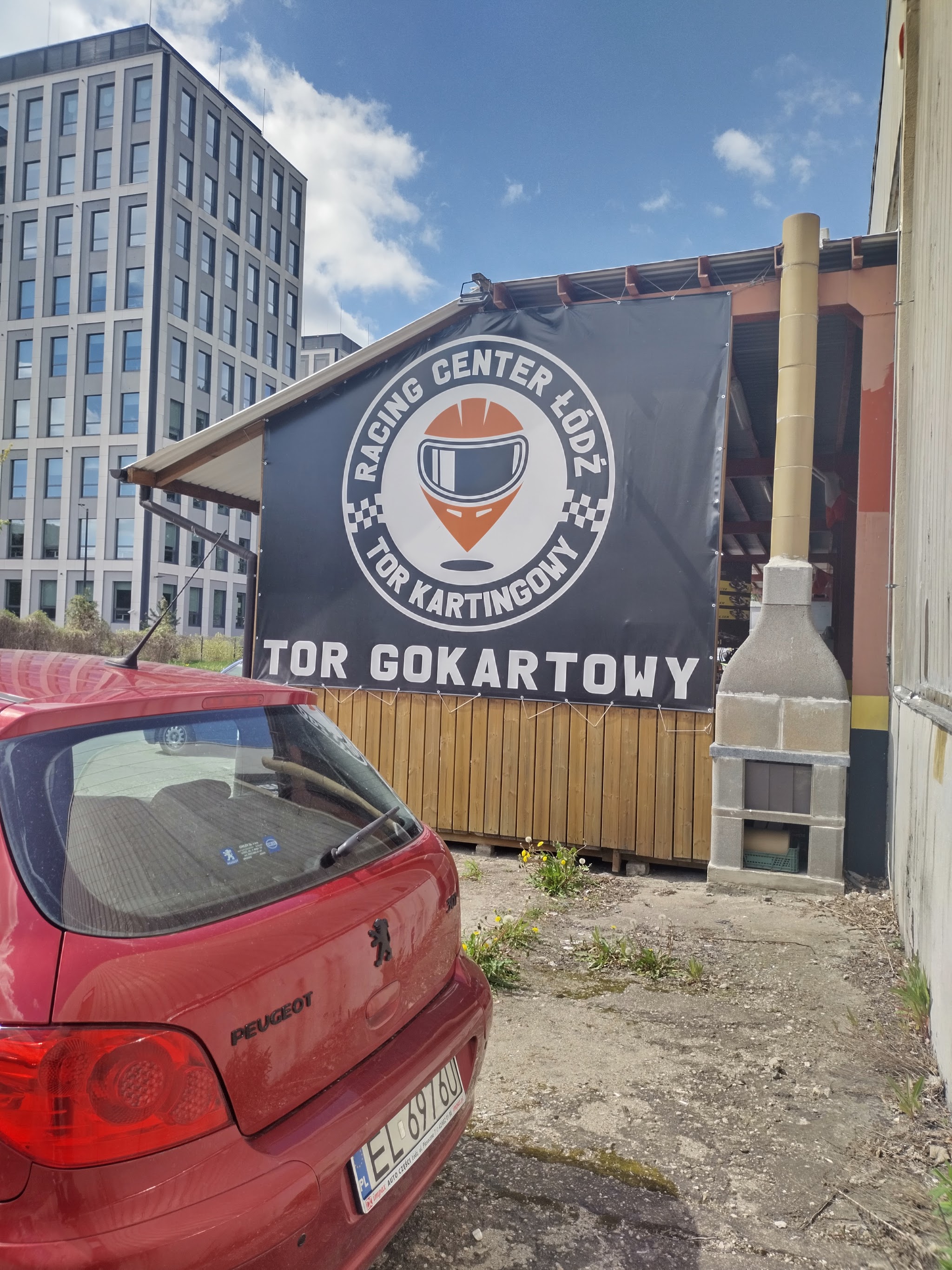 Racing Center Łódź - tor gokartowy | Hopsa