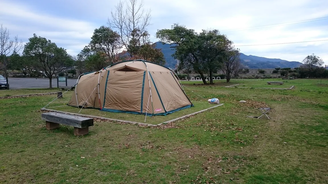 Kawaharaoike Park Camping Ground