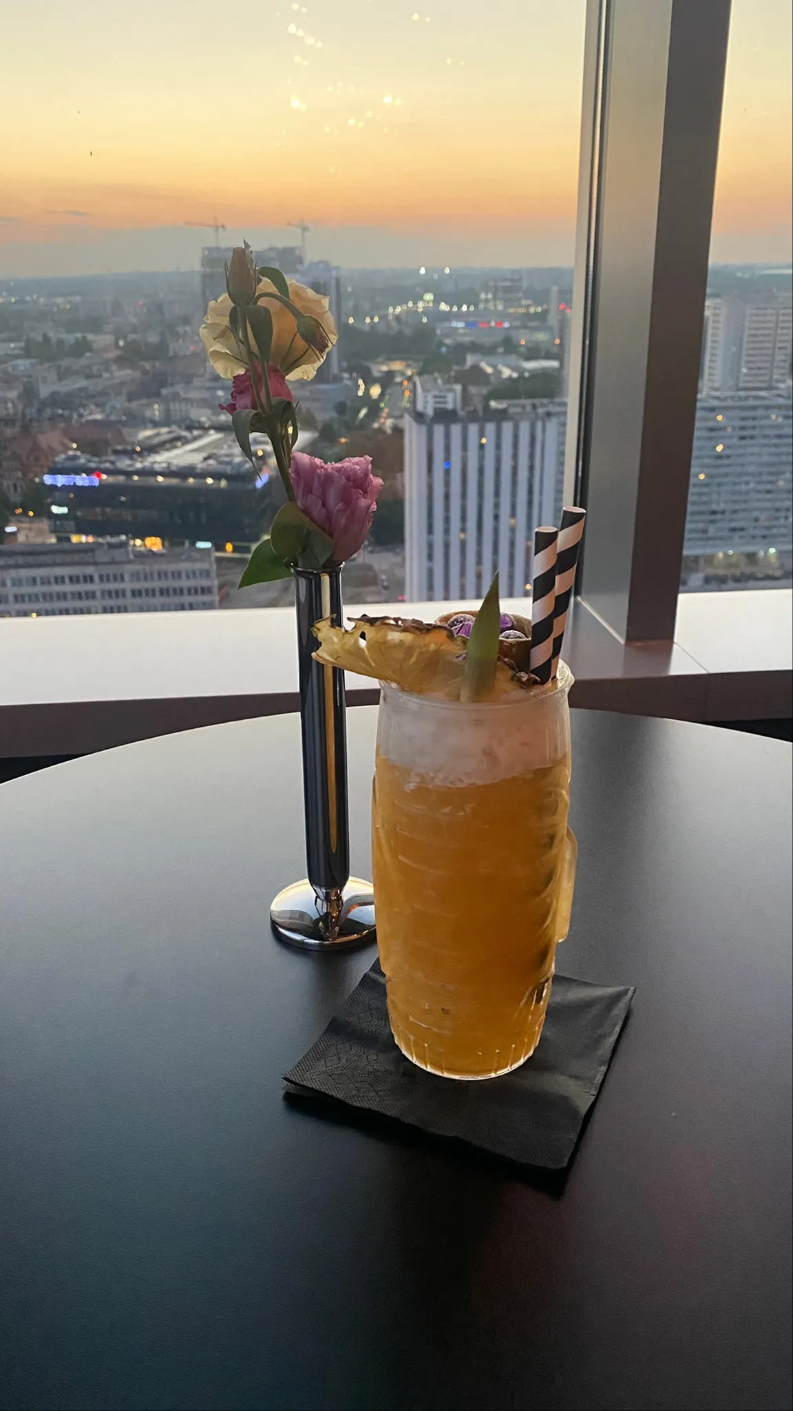 27th Floor Restaurant & Bar