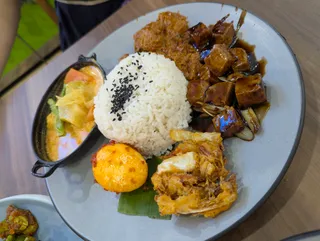 WARUNG IJO | VEGETARIAN | VEGAN | INDONESIAN CUISINES | NO ALCOHOL | NO ONION GARLIC