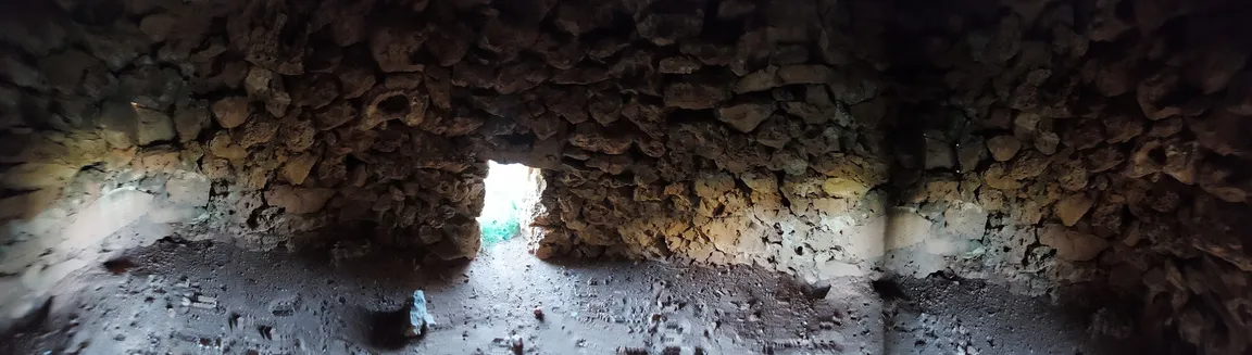 Girna - an old stone shelter