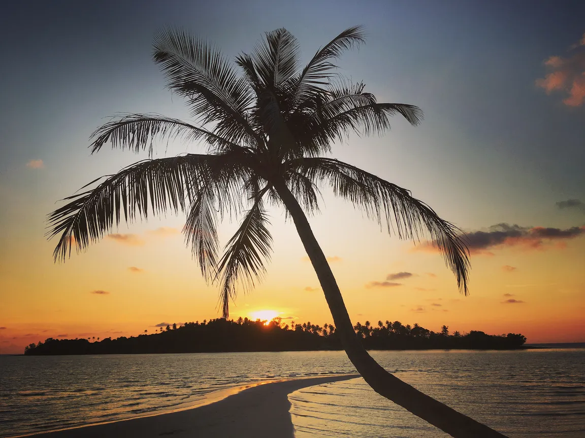 Secret Sunset Beach