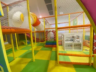 Pinwheel Island Kids Cafe