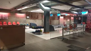 Strike Bar