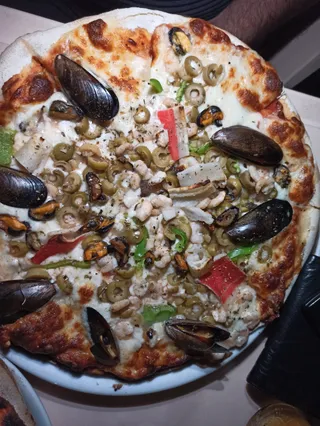 Żebbuġ Rovers Bar & Grill