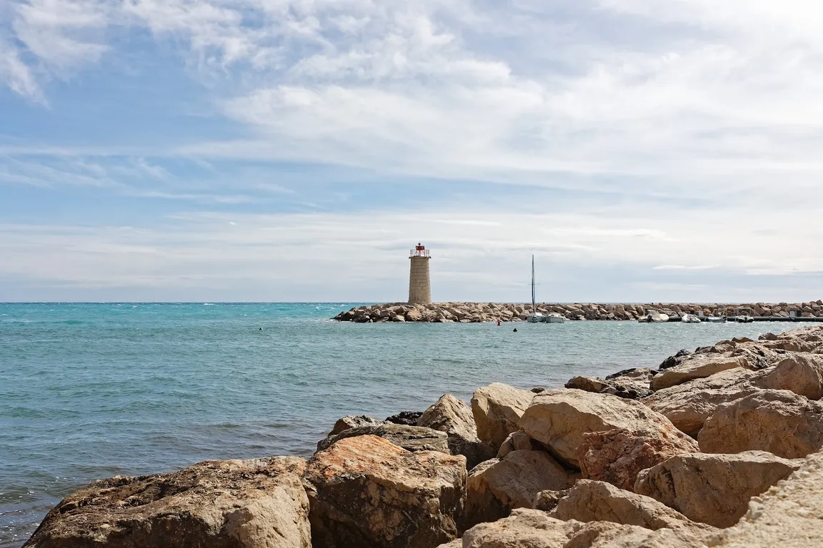 Lighthouse of the Menton breakwater