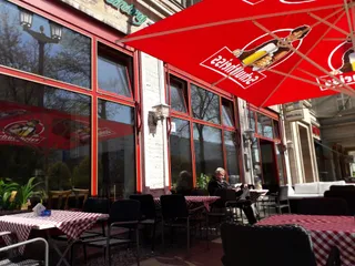 Country Cheers / Sky-Sportsbar