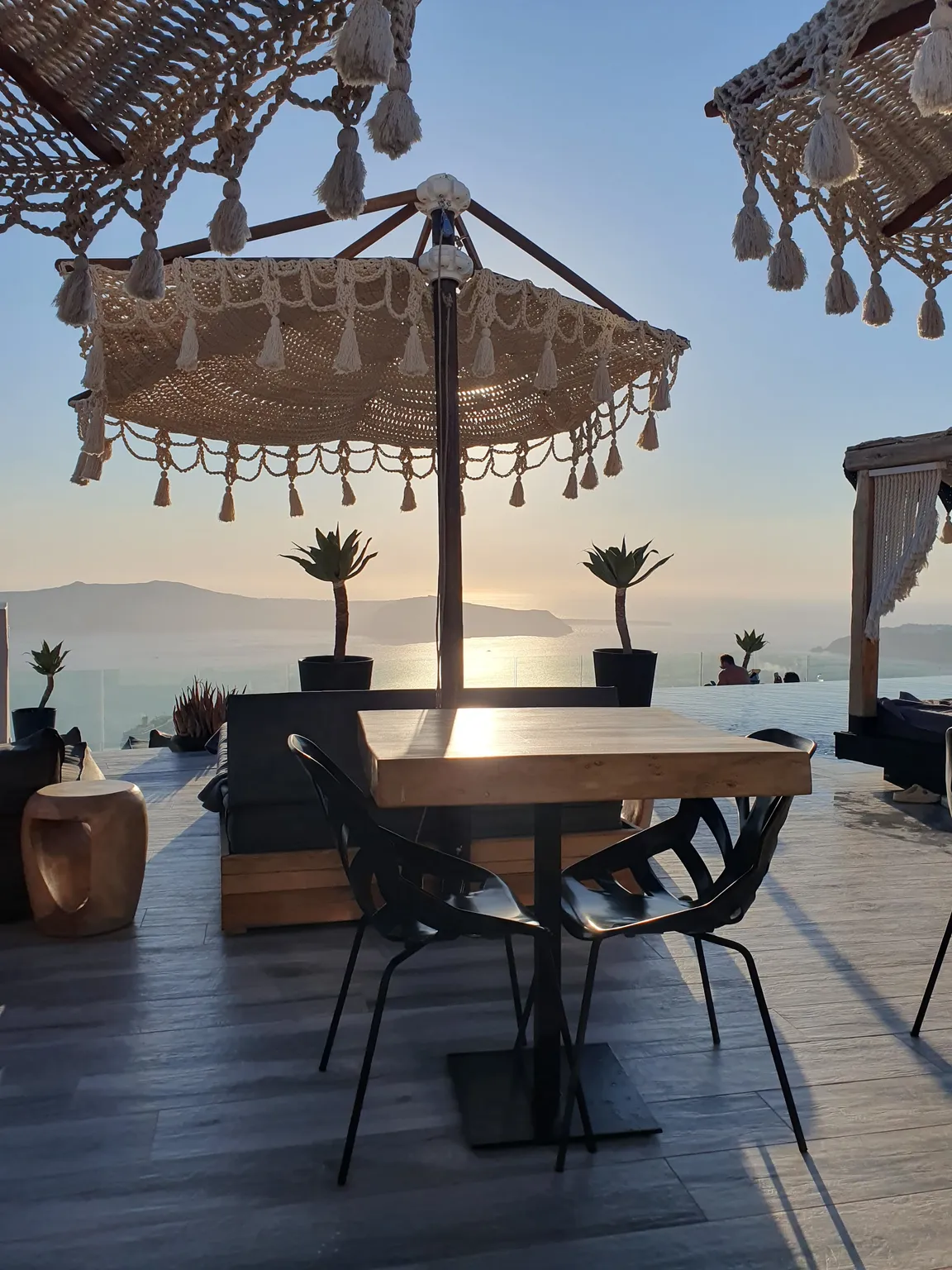Le Moustache Caldera Pool Lounge & Restaurant