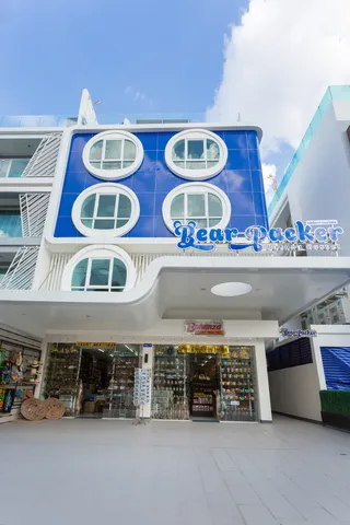 BearPacker Patong Hostel