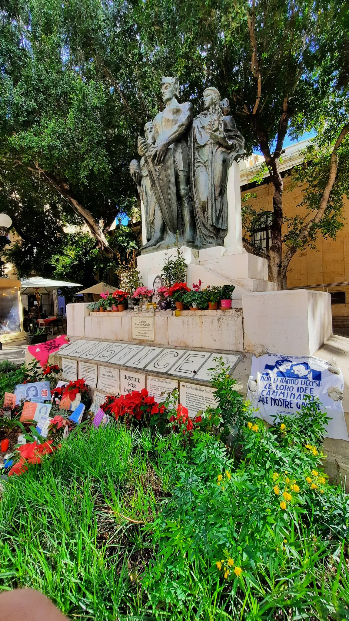 MDLXV Monument