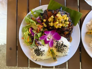Barefoot Beach Cafe @ Queen's Surf Beach