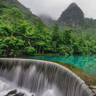 Huangguoshu Waterfall