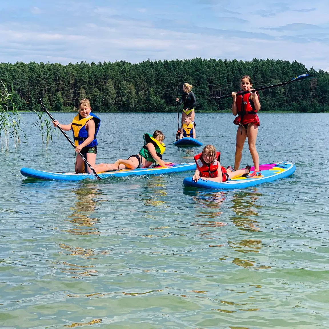 WinKids - nauka pływania, gimnastyka, piłka nożna, tenis ziemny, deskorolki, obozy letnie oraz zimowe, aquafitness.