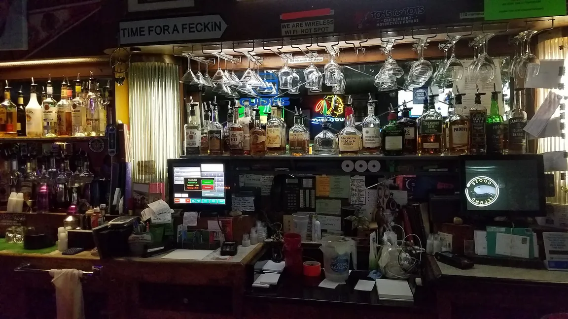 Guide's Sports Bar
