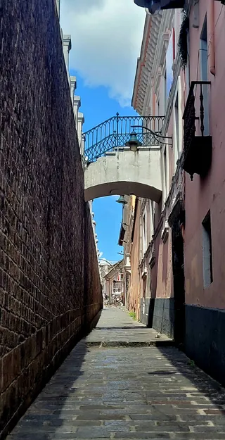 Calle La Ronda