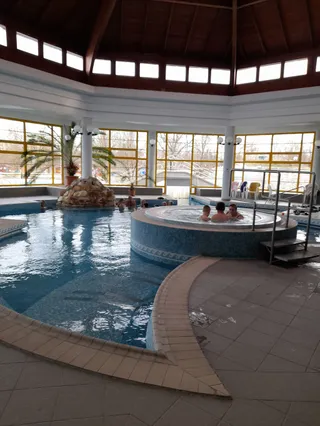 Jonathermál Zrt. Gyógyfürdő, Élményfürdő, Wellness, Motel, Kemping