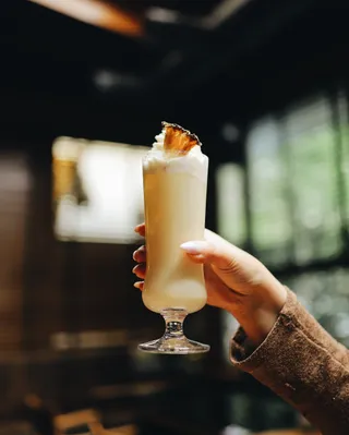 Mezza Lounge & Bar