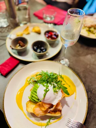 Chef’s Bites Bistro & Craft Bakery