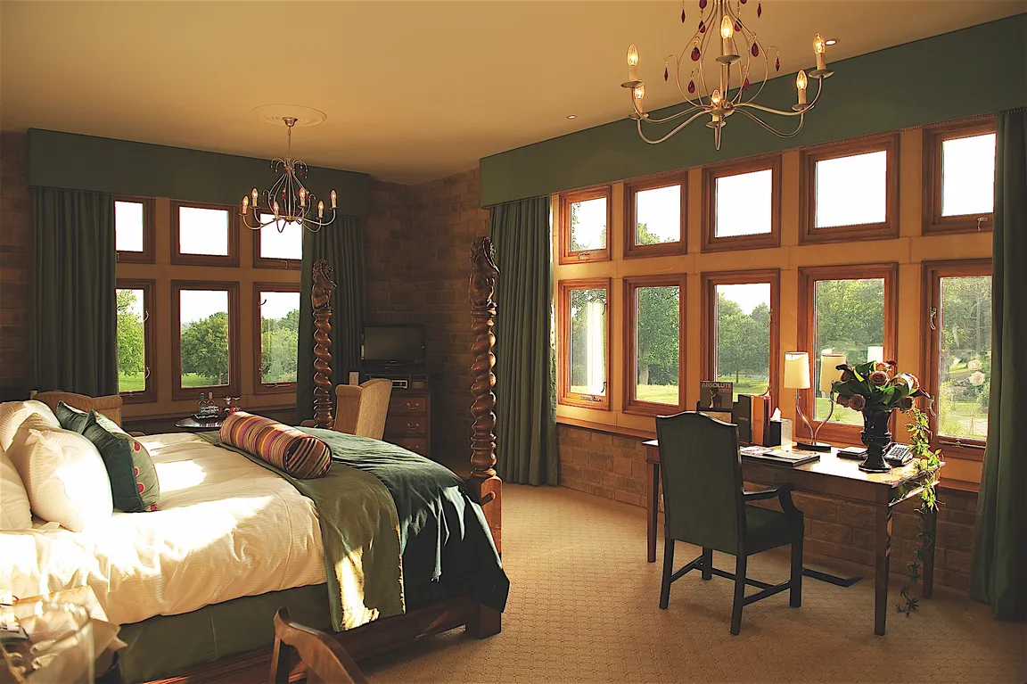 South Lodge
