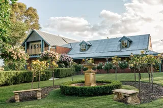 Lawson Lodge Country Estate | Group Accommodation + Private Holiday Rental