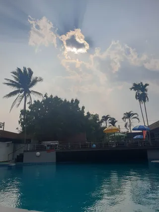La Pistoche swimming pool and bar