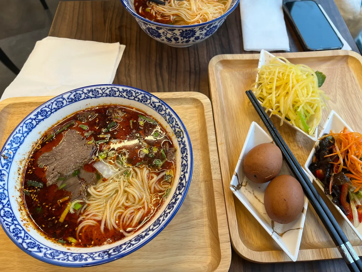 Jinweide Lanzhou Beef Noodles Amsterdam Museum 金味德兰州牛肉面阿姆斯特丹博物馆店