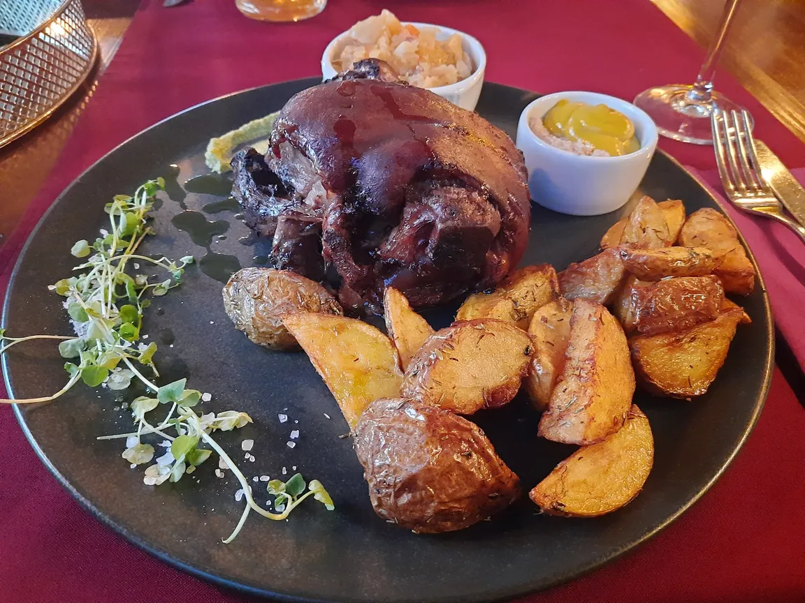 Restauracja i Sala Bankietowa Sznyt Na Winklu