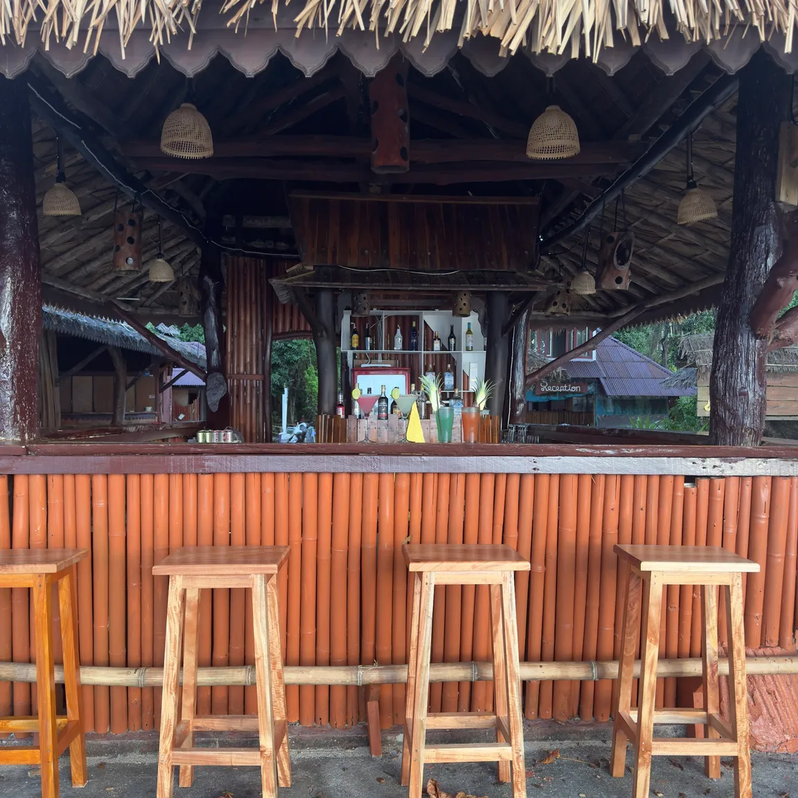 Dugong Beach Club Bar&Restaurant