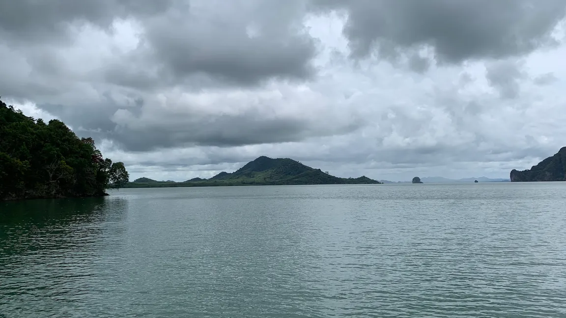Ban Lo Yai fishing pier