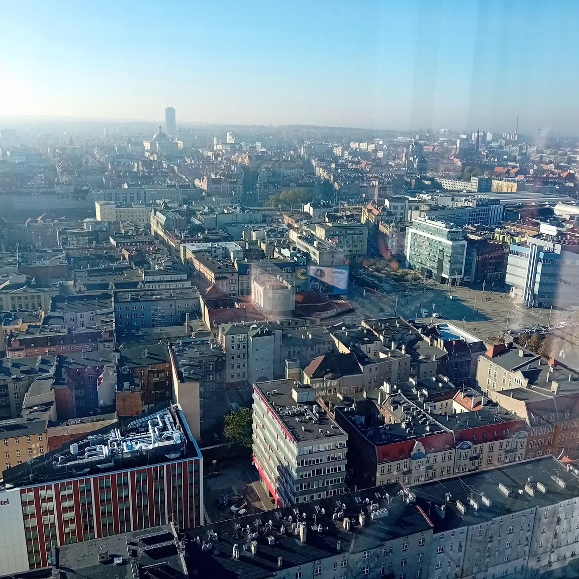 27th Floor Restaurant & Bar