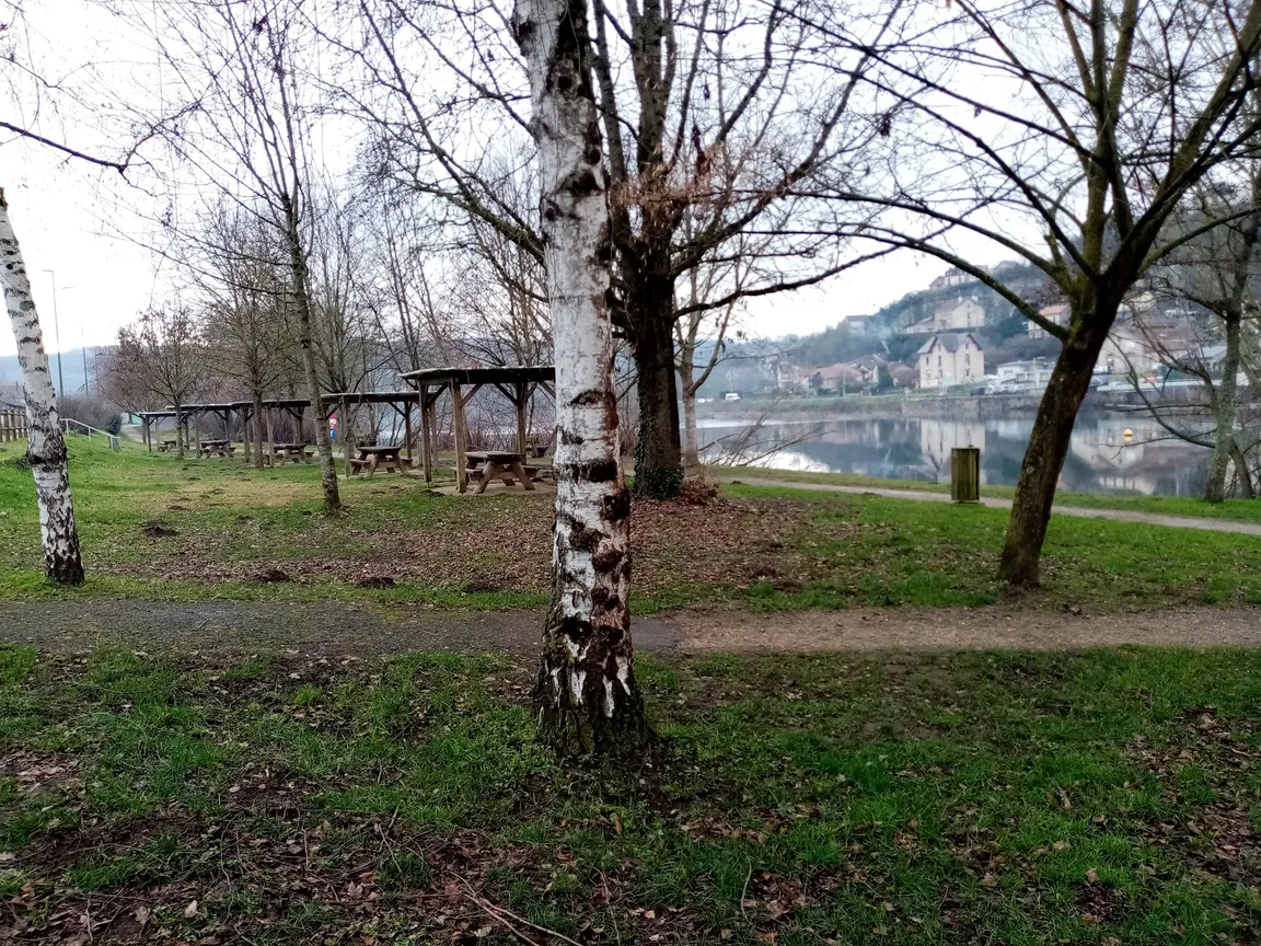 Parc des berges du lot