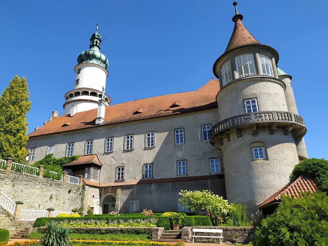 Zamek w Nowym Mieście nad Metują